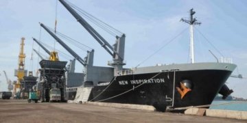VOC Port achieves improved all-round performance in 2016-17