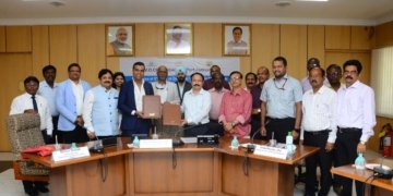 V O C Port inks pact with J M Baxi Group for converting Berth 9 into a box terminal