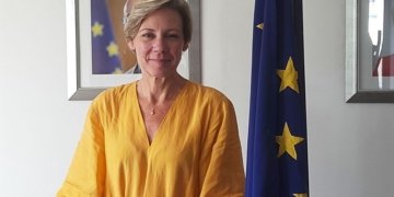 EU to help Nepal bring investment