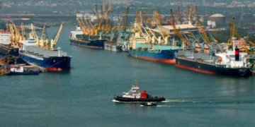 Visakhapatnam Port extends existing rebates on Vessel Related Charges
