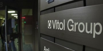 VITOL SELLS INDIA PARADIP REFINERY NAPHTHA TO JAPAN
