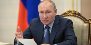 Putin bats for the INSTC