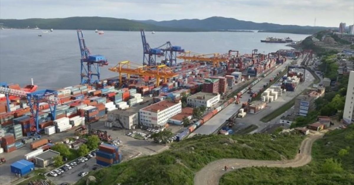 Coal, crude oil and LNG can be transported on Chennai-Vladivostok sea route