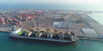 VOC Port cancels the container terminal tender