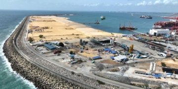 With Indian assistance, SLPA aims to increase transshipment