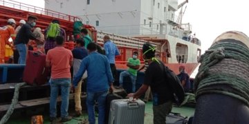 MT SANMAR ROYAL – FIRST CREW CHANGE AT TUTICORIN ANCHORAGE