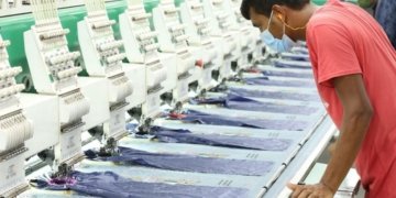 Bangladesh RMG to see 0.5% cash support cut every six months
