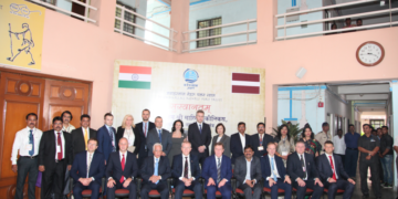 High­‐level delegation led by Prime Minister of Latvia H.E. Mr Maris Kucinskis visits JNPT