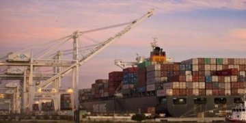 JNPA handles a record cargo of 5.94 Million TEUs in CY 2022