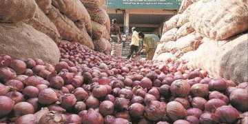 Maharashtra’s farmers hit out at Centre’s onion export ban