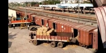 897 rakes of freight carrying trains unloaded in August: NFR