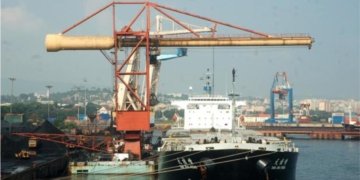 Visakhapatnam Port Cargo volume up by 8% during 2016